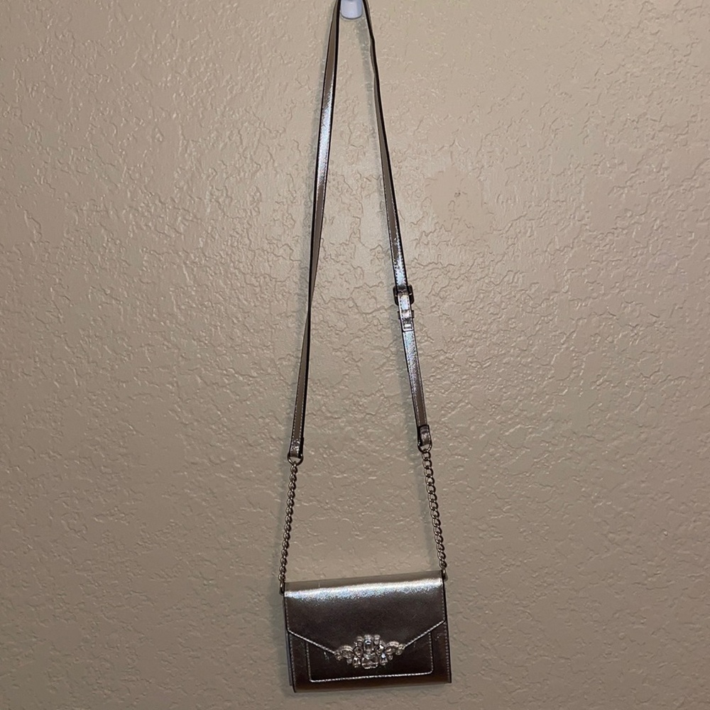 Silver adjustable crossbody bag